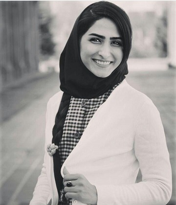 بیتا بساطی، کارشناس هنر