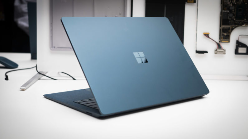 تصویر لپ تاپ سرفیس cobalt blue surface laptop