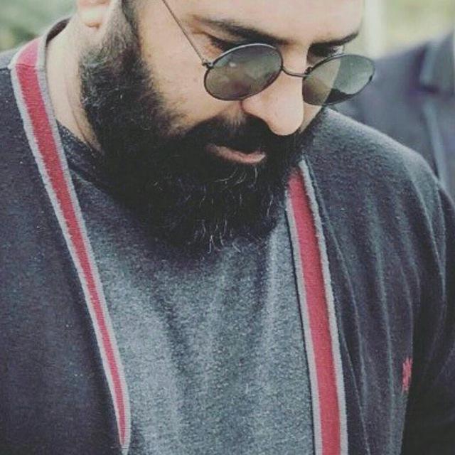 نوید فلاحت، طراح هویت دیداری و دیزاینر