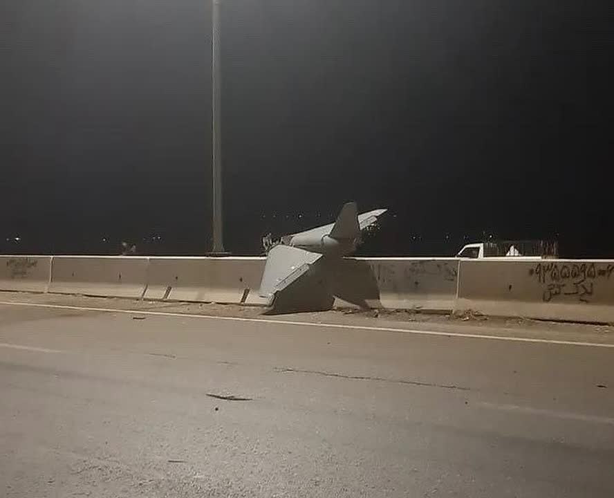 فقط شماره یدک کش و وانت تو گوشه تصویر رو داشته باش!