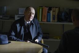 مرد تناقضات: رِد(1+ینگتون)