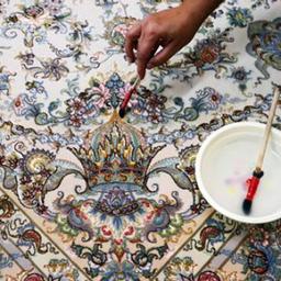 اصول نگهداری فرش – پاک کردن انواع لکه