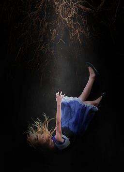 آلیس؛ در سرزمین جادویی واژه‌ها