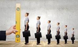 چطور می توانیم یک ارزیابی منصفانه و عادلانه از عملکرد کارکنان داشته باشیم