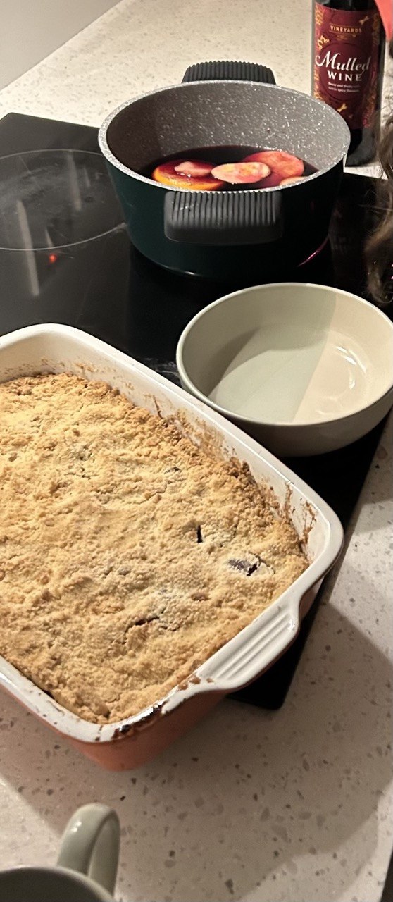 شیرینی های همخوابگاهی عزیزم هریت، کرامبل تمشک و الو با کره!!