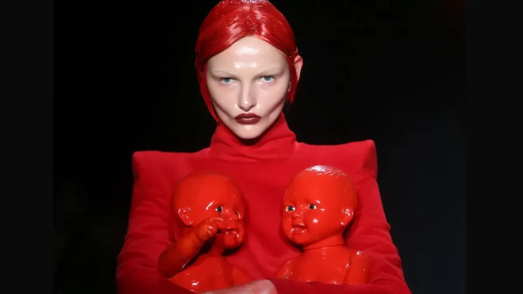 لوتا فالکووا و عکس جنجالی