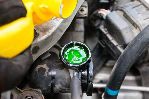 ترکیب صحیح نسبت آب و ضد یخ