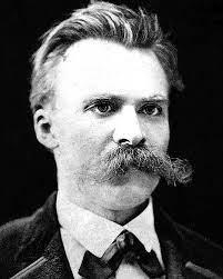 نیچه :  آنک انسان