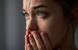 ۵ تأثیر مخرب تروماهای (ضربه‌ی روحی) مربوط به گذشته بر روابط عاطفی شما