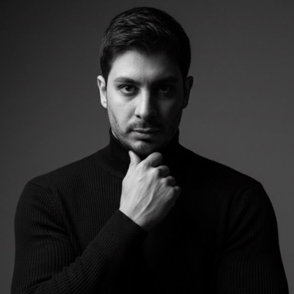 سینا قربانیان