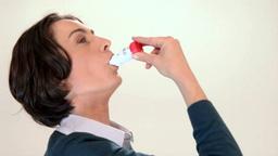 آسم– ویتامین های موثر برای آسم– ویتامین D برای بهبود آسم