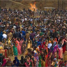 سه‌رسالا نوو، نه‌ورۆزا ڕه‌نگین پیرۆز به‌