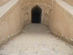 ما و آثار تاریخی