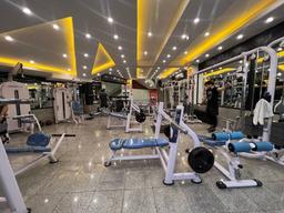 بهترین باشگاه بدنسازی فرمانیه غربی کجاست؟