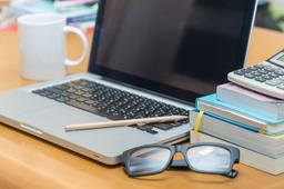 تقلب در آزمون دولینگو - مقایسه آزمون دولینگو و آیلتس