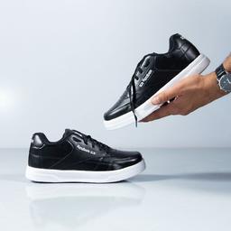 کفش کتونی مردانه بسیااار خوش پا مدل  Reebok مدل Mota (مشکی)