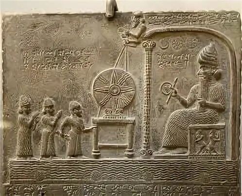 شمس(خورشید) نشسته بر تخت خدایی