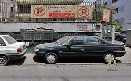 آیا پارک خودرو جلو درب منزل جرم است؟