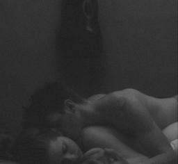 دوتا عکس-نوشت