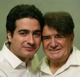 آقاى همایون نگران نام شجریان باشید!