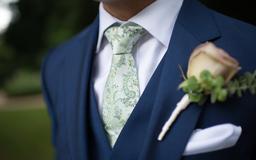 تاثیر منفی بستن کراوات بر عروق مغز