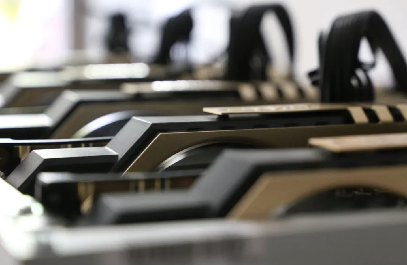 استخر استخراج رمزارز چیست؟ هر آنچه باید بدانید