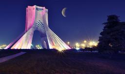 پایتخت! (داستان روز اول از یک سفر کاری به تهران)