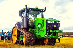 تاریخچه تراکتور جان دیر