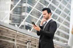 آیا واقعا یادگیری مکالمه زبان انگلیسی از طریق تماس تلفنی امکان‌پذیر است؟