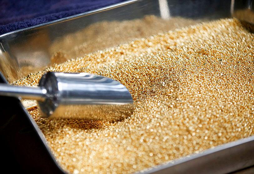 قیمت طلا دوباره بالا می‌رود و به خاطر کرونا ویروس به حداکثر قیمت خود نزدیک می‌شود