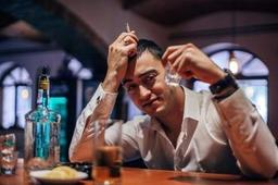 آیا ترک سیگار می‌تواند مصرف الکل را کاهش دهد؟