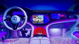 خلبان خودکار جدید مرسدس بنز، به جاده نگاه نکردن را قانونی می‌کند