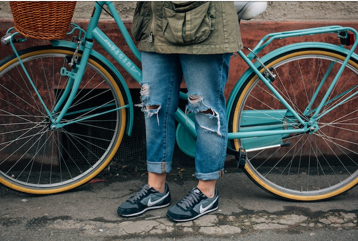 شکل 1: عادت های ناسالم و آزاردهنده که باید آنها را ترک کنید.