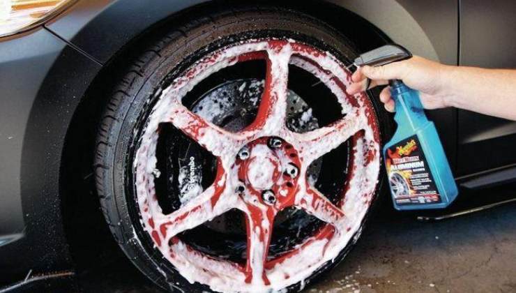 چگونه لاستیک ماشین را براق کنیم 
