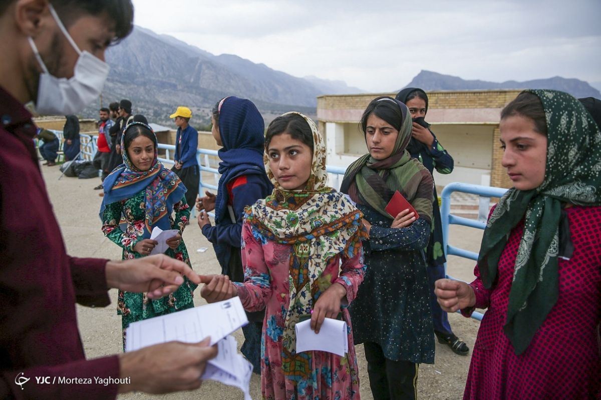 اهالی روستای محروم کتک در خوزستان در انتظار دریافت خدمات خیریه دندانپزشکی
