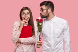 هدیه برای روز دختر چی بخریم؟