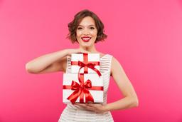 کادو های مناسب روز دختر