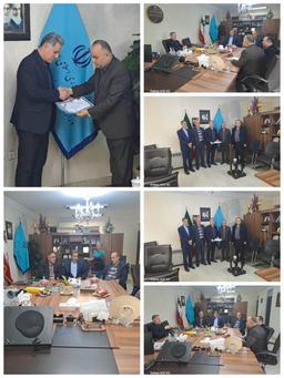 اهدا حکم هیت ریسه افتخاری شورای راهبردی مردمی گیلان به مدیر کل تعاون، کار و رفاه اجتماعی آقای لقمانی