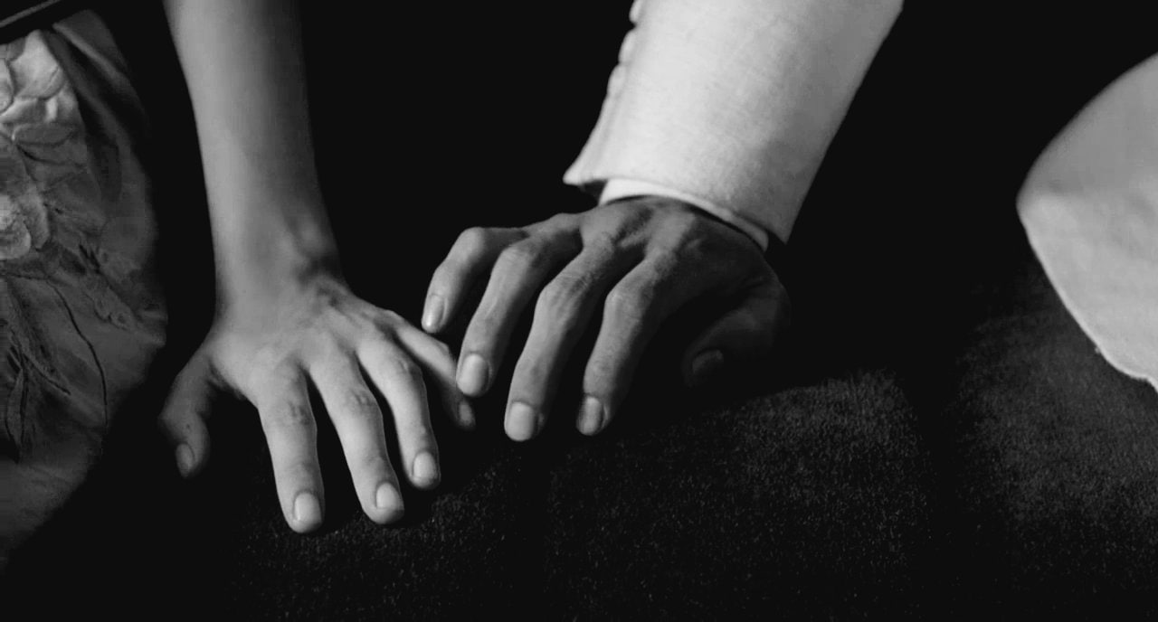 مسئله بلوغ عاطفی