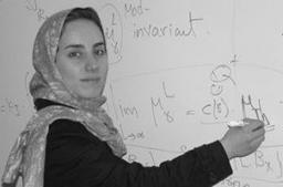 مریم میرزاخانی که بود؟ زندگی نامه مریم میرزاخانی