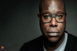 استیو مک کوئین از نصب جدید "ایالت آفتاب" جشنواره روتردام