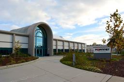 معرفی فورتی نت و بنیانگذار آن کن زی