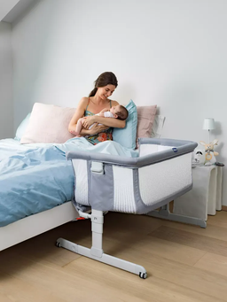 تخت کنار مادر بگیرم یا نه؟
