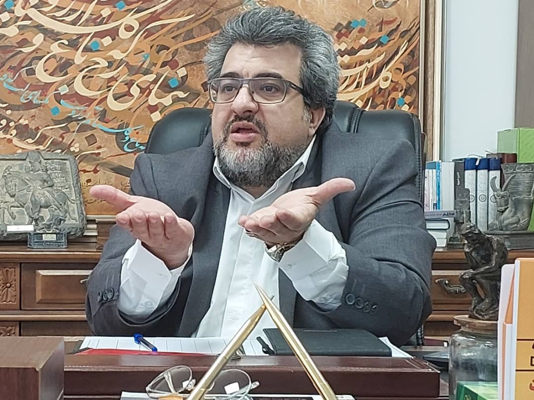 پدرام باقرنژاد؛ روزنامه نگار و مدیر مسئول پایگاه خبری، تحلیلی چراغ اقتصاد