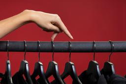 سرویس همراهی در خرید پوشاک و پارچه