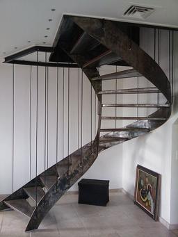 سفارش پله گرد