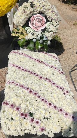 هنوز نمیدانم زندگی بی تو چگونه خواهد بود...