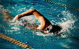 آیا از فواید شنا برای بدن مطلع هستید؟