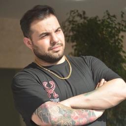 من آرین هستم !