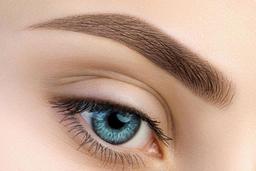 چطور هاشور ابرو را در خانه پاک کنیم؟